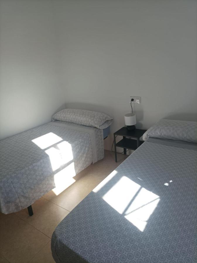 El Albergue Cirat Ngoại thất bức ảnh